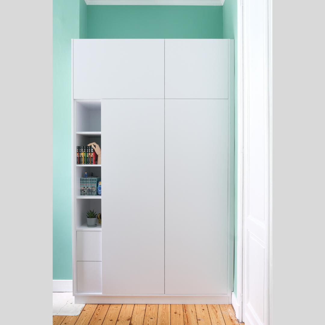 Wardrobe 